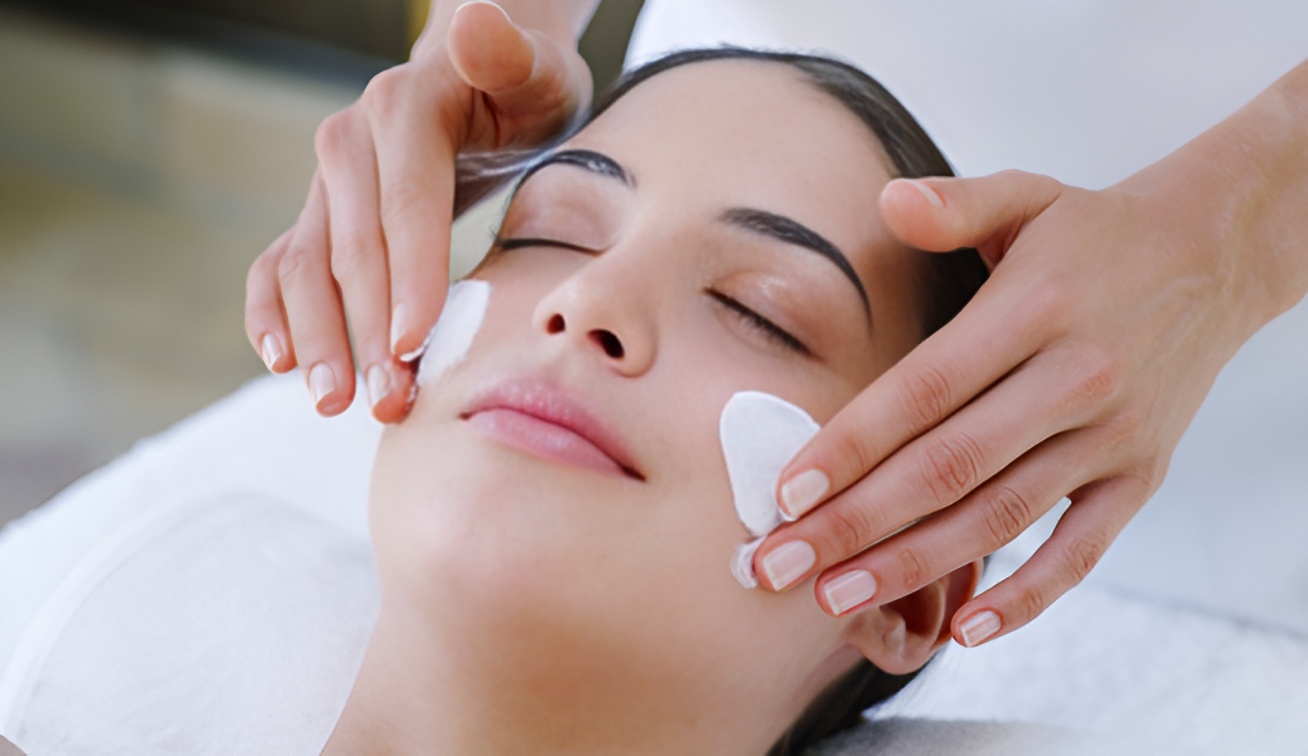 Featured-Services_5_2x-Picsart-AiImageEnhancer